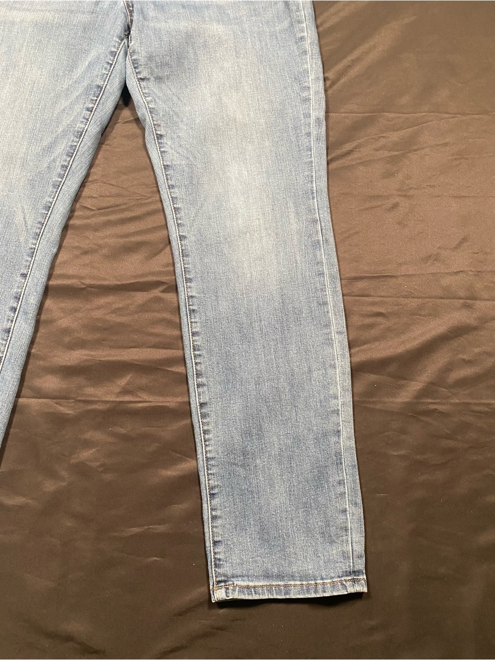 Kut from the Kloth Light Blue Women's Jeans - Picture 4 of 10